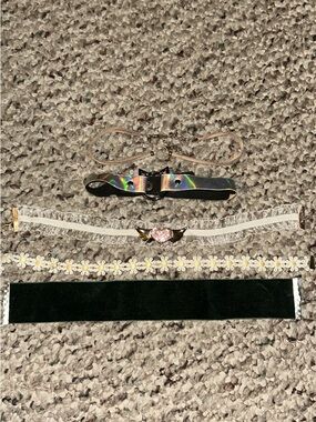 Set of 5 Women’s Chokers – Iridescent, Pink, Floral, Cream & Black